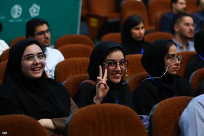 افتتاحیه مرحله نهایی چهاردهمین مسابقات مناظره دانشجویان در اصفهان
