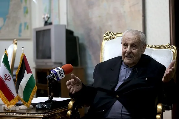امام(ره) با شعار «امروز ایران، فردا فلسطین» از قدس حمایت کرد