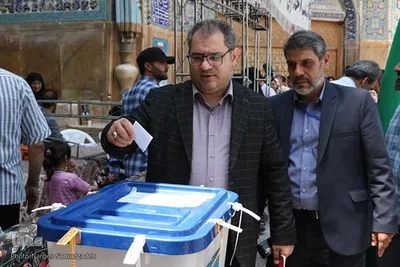 حماسه مشارکت نصف جهان در میدان نقش جهان
