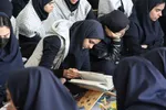 کرسی تلاوت قرآن دانش‌آموزی