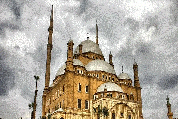 قبطي مصري يتبرع لبناء مسجد جنوب مصر