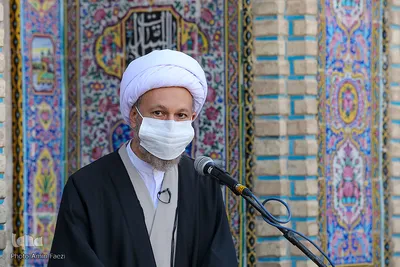 محفل انس با قران در مسجد نصیرالملک‎