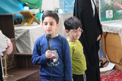 اعتکاف مادر فرزندی در ملایر