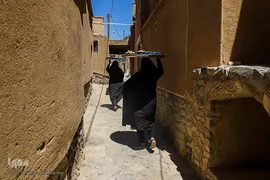 آیین سنتی ۶ امام حسین در شهر بَرزُک کاشان