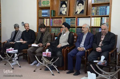دیدار جمعی از جهادگران دانشگاهی با نماینده ولی فقیه
