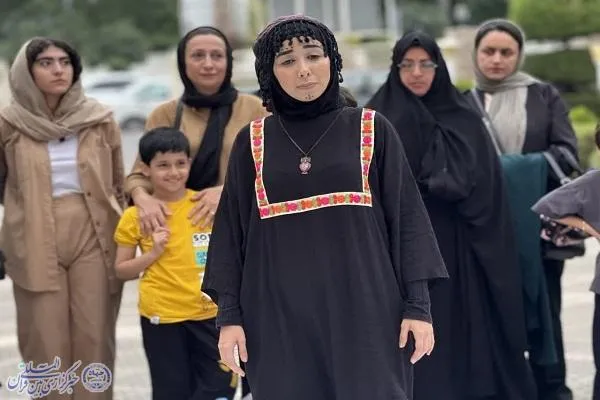 اجرای نمایش «پرسه در نیاز» در رویان