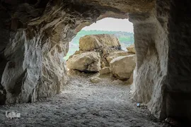 غار سنگ اشکن جهرم