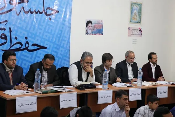 «وحید سازنده»؛ نماینده خراسان جنوبی در جشنواره تلاوت‌های مجلسی