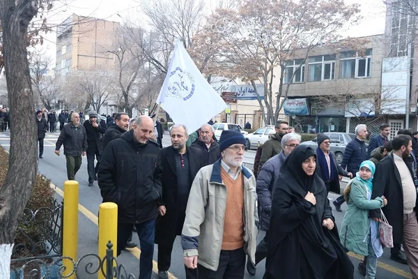 حضور جهادگران دانشگاهی آذربایجان شرقی در راهپیمایی محکومیت اغتشاشگران