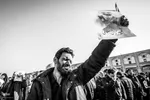 تجمع سوگواران امام خامنه‌ای در میدان امام اصفهان