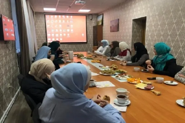 в Культурно-просветительском центре имени Х.Д.Тенишевой состоялась встреча с Гульнарой Якуповой