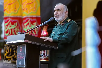 مراسم وداع با پیکر شهدای مدافع حرم در میدان امام حسین(ع)