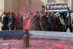 اهتزاز پرچم حرم حضرت اباعبدالله الحسین(ع) در شیراز