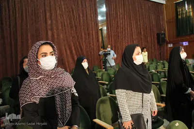 نشست خبری نقوی شهردار و اعضای شورای اسلامی شهر میبد‎‎