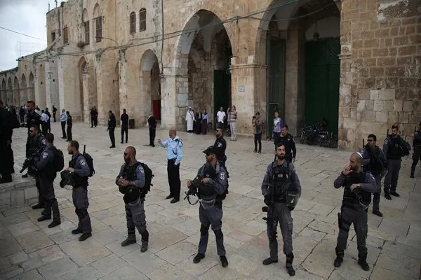 للأسبوع الخامس...إسرائيل تمنع آلاف الفلسطينيين من الصلاة بـ