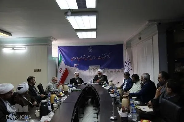 مشکل قانونگذاری صرفا با عدم مغایرت حل نمی‌شود
