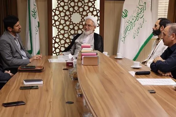 نقش مرکز طبع و نشر قرآن در شناسایی و پرورش کاتبان جوان