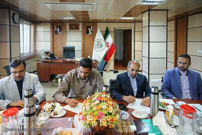 نشست هم‌اندیشی طرح سفیران نور
