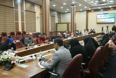 کمیته خبری دهه فجر