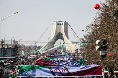 راهپیمایی ۲۲ بهمن "خیابان آزادی"