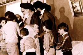 روح خدا، امام خمینی(ره)