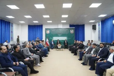 دیدار وزیر نیرو با نماینده ولی‌فقیه در لرستان