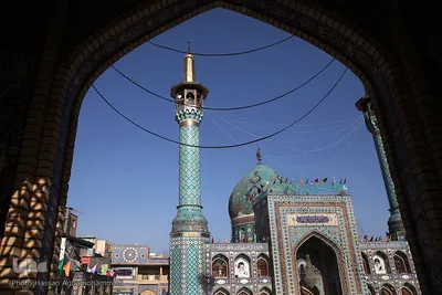 بارگاه نورانی امامزاده صالح(ع) از فرزندان بلافصل حضرت امام موسی کاظم(ع) و برادر امام رضا(ع) در میدان تجریش