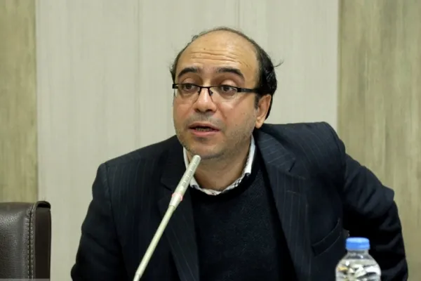 تقریب مذاهب به معنای دست شستن از اصول نیست