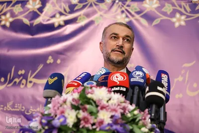 نخستین آیین اعطای تندیس دانشگاه تهران به نمادهای مقاومت