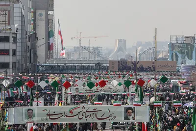 راهپیمایی 22 بهمن در تهران