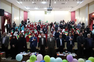 نواختن زنگ غنچه‌ها در ارومیه‎