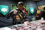 میزبانی دانشجویان دانشگاه امیرکبیر اراک از شهدای گمنام