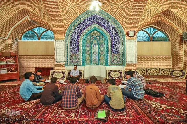 ۱۰۰ خانه قرآن شهری در نوبت دریافت مجوز هستند
