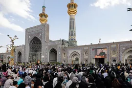 مراسم پرفیض دعای عرفه در حرم رضوی