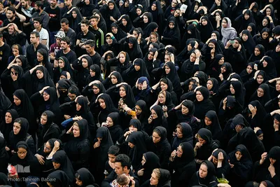 مراسم خیمه سوزان عصر عاشورا در میدان امام حسین (ع) تهران
