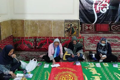 سفره صلوات در بقعه امامزاده بی بی خدیجه(س) شیراز‎‎