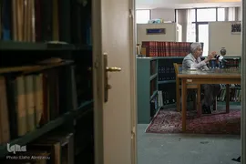 دکتر اصغر دادبه
