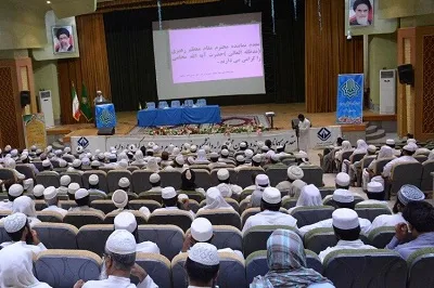مشکلات بیمه و خدمت سربازی طلاب اهل سنت پیگیری می‌شود
