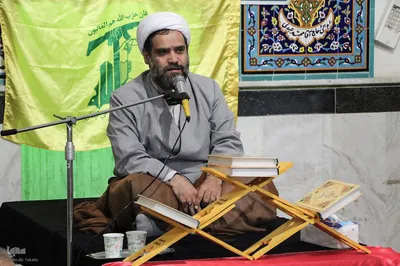 کرسی تلاوت قرآن کریم در حمایت از مردم مظلوم فلسطین‎