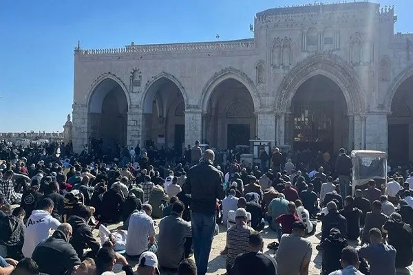 حضور بیش از 70 هزار نفر در نماز جمعه امروز مسجدالاقصی