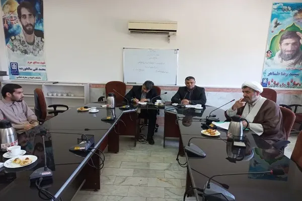 برپایی نشست کرسی‌های ترویجی، عرضه و نقد ایده علمی در دانشگاه مازندران