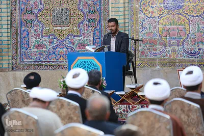 محفل انس با قران در مسجد نصیرالملک‎
