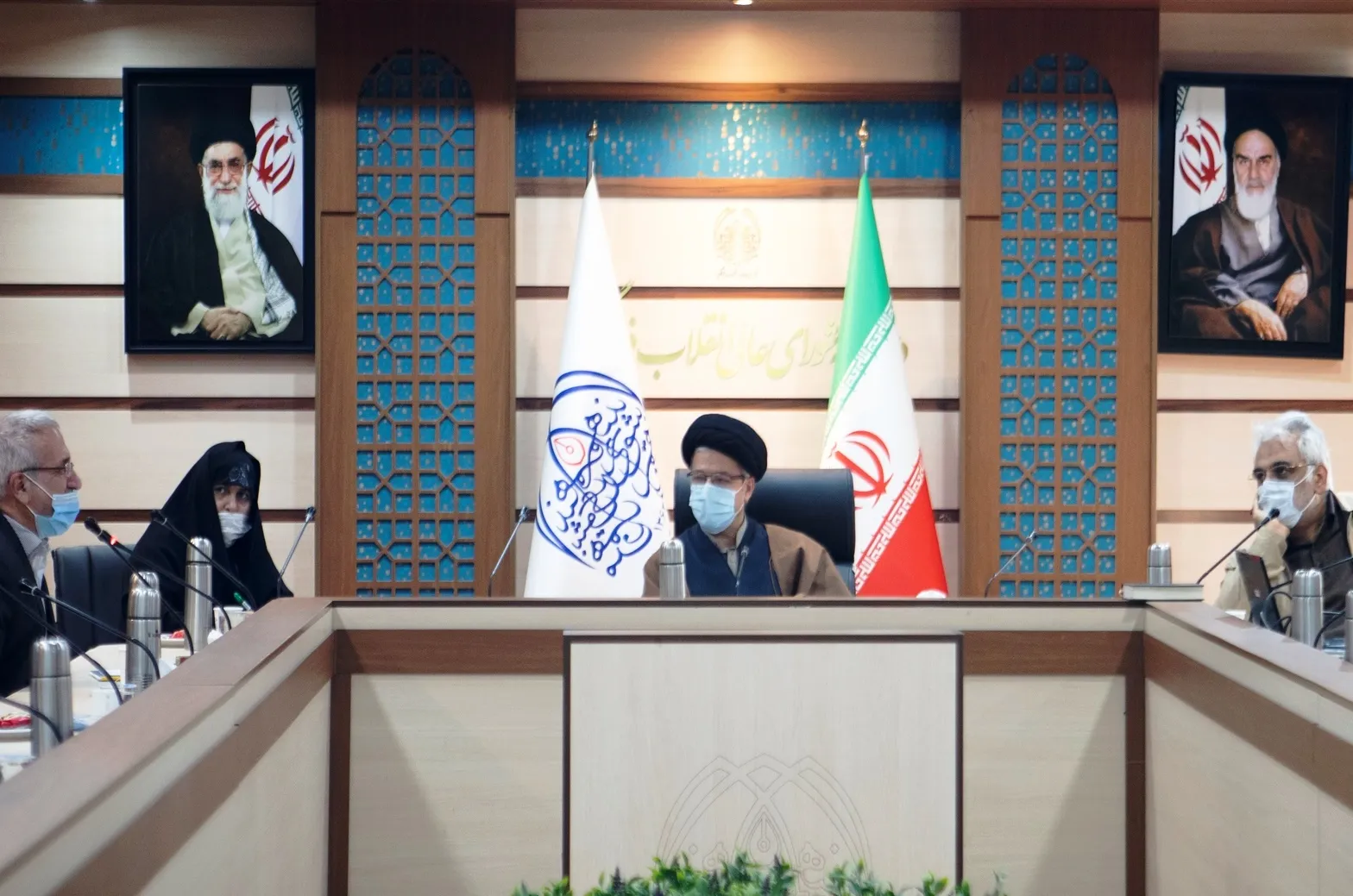 فضای دوم را نمی‌توان از آموزش و پرورش مستقل کرد