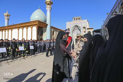 صبحگاه مشترک آتش‌نشانان شيراز در حرم شاهچراغ(ع)
