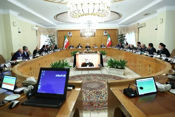 فعالیت‌های اقتصادی با وجود فشارهای دشمنان امیدوارکننده است/ ناکامی امریکا در جلوگیری از صادرات نفت ایران