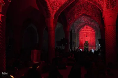 احیای شب 21 رمضان در مسجد وکیل شیراز