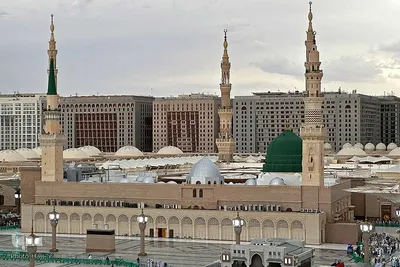 زائران بین‎المللی مدینه پیش از اعزام به مکه