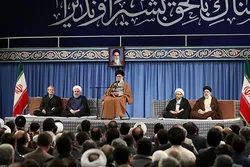 Ayatollah Khamenei: Israel ist ein klares Beispiel für Kriegstreiberei