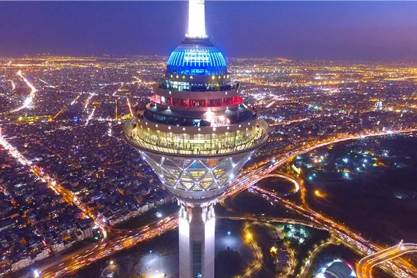 بازدید رایگان پرستاران از برج میلاد همزمان با روز پرستار