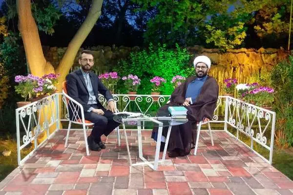 انقلابی عصر استبداد، اصلاح‌گر عصر مشروطه